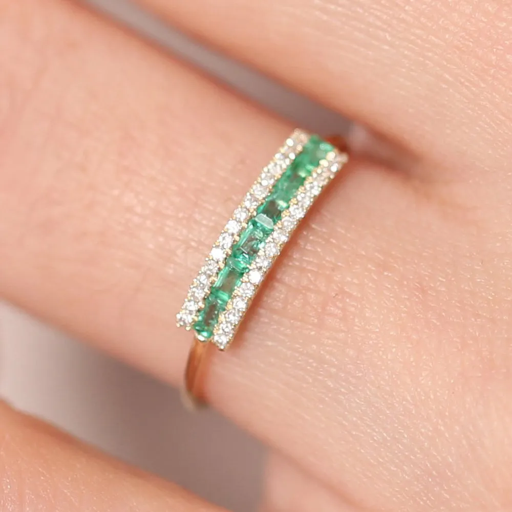 14k Baguette Emerald and Diamonds Ring