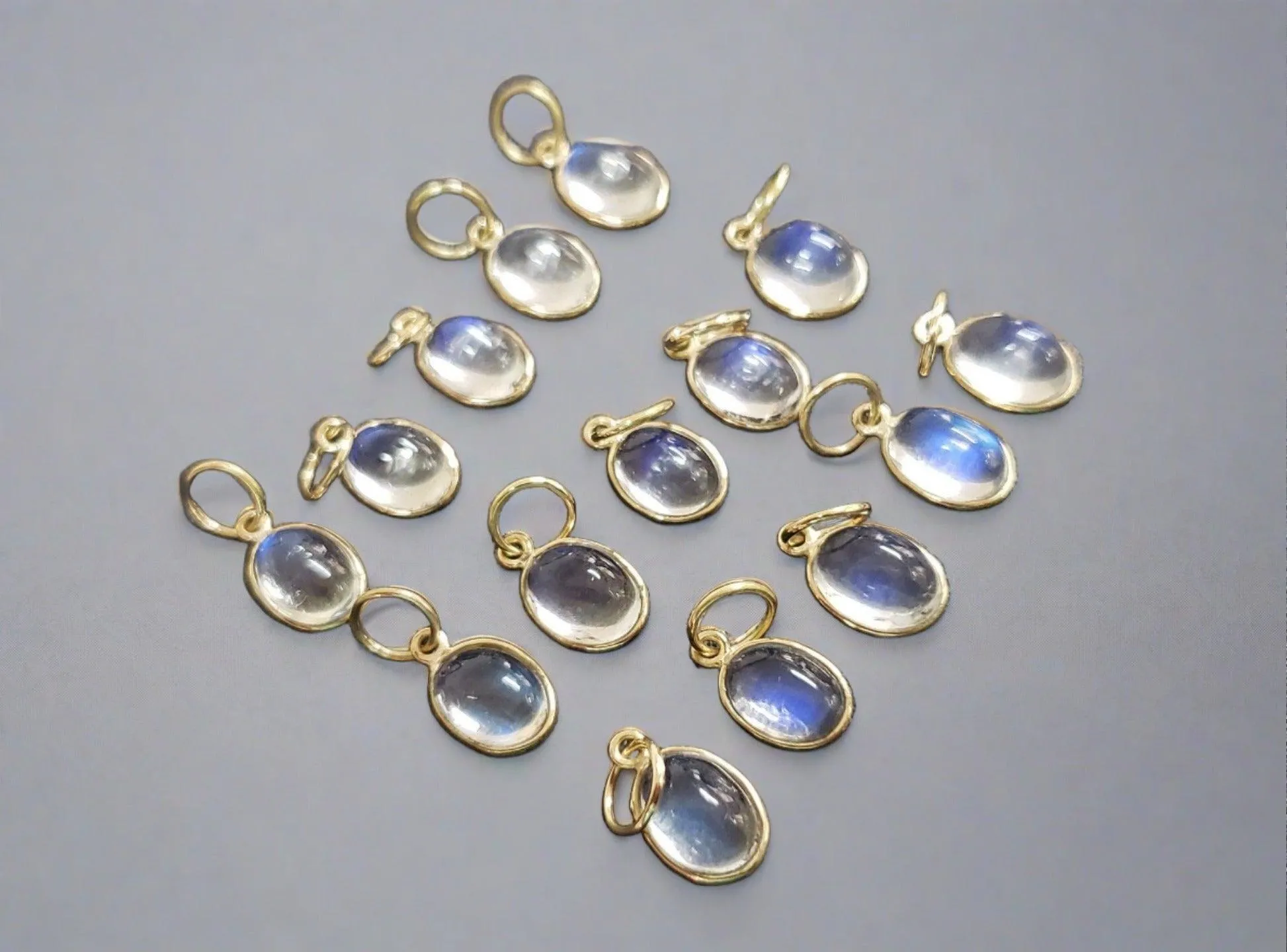14k Gold Rainbow moonstone Pendant