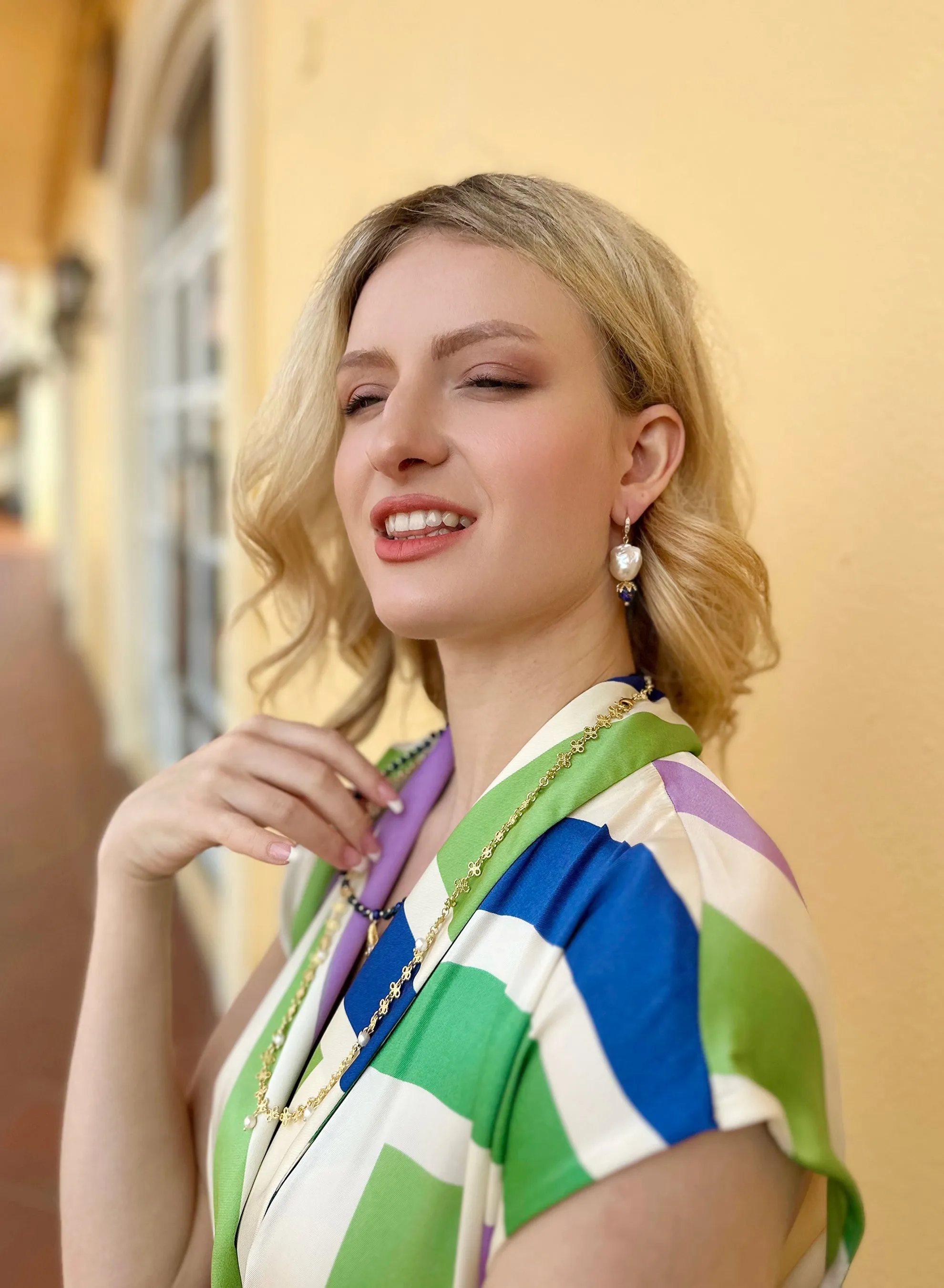 Baroque Pearls with Faceted Lapis Dangle Earrings JE020