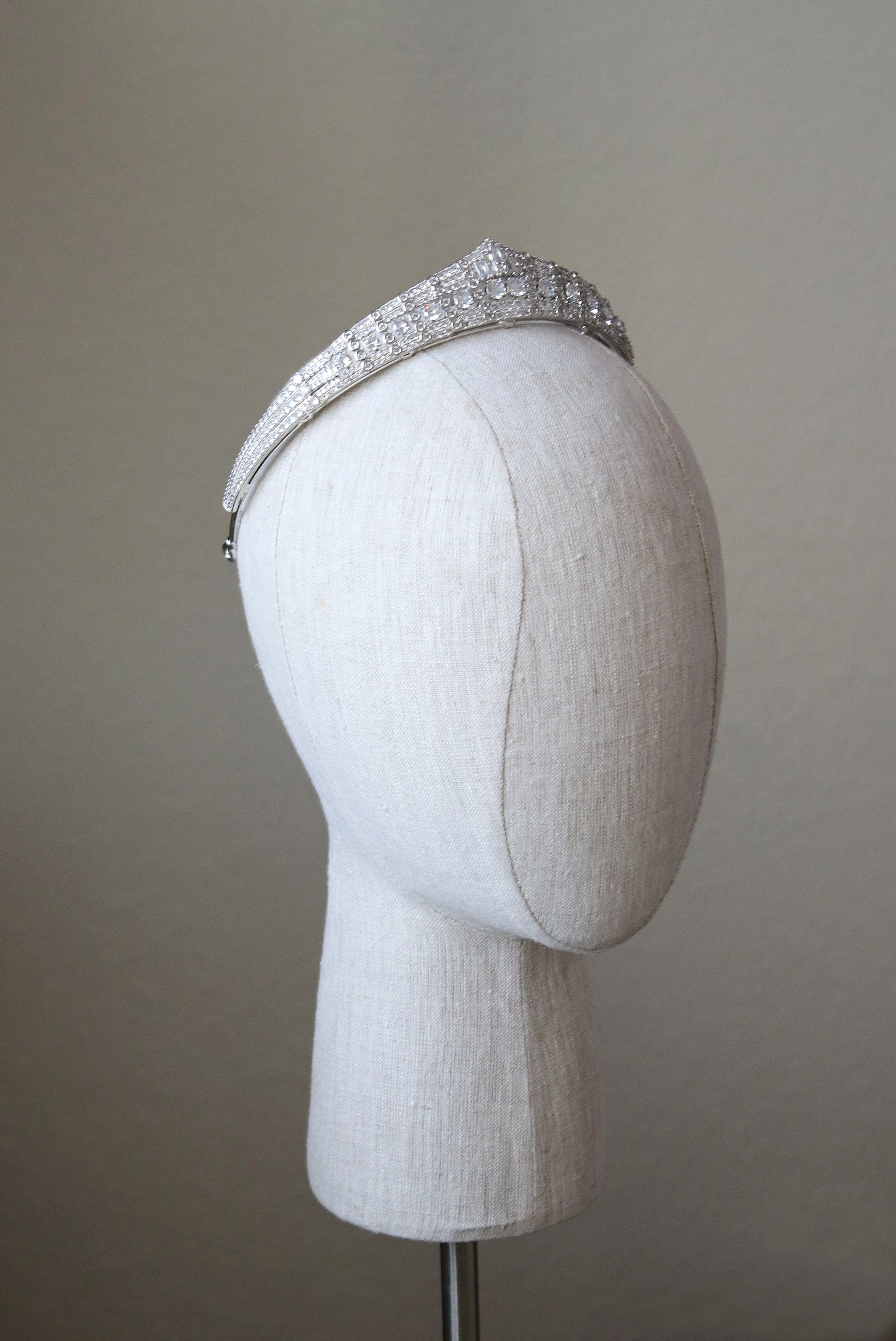 DUCHESS OF CALABRIA Simulated Diamond Royal Bridal Crown