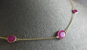 ESTATE LARGE & LONG 27.85CT RUBY 14KT YELLOW GOLD OVAL BY THE YARD LOVE NECKLACE