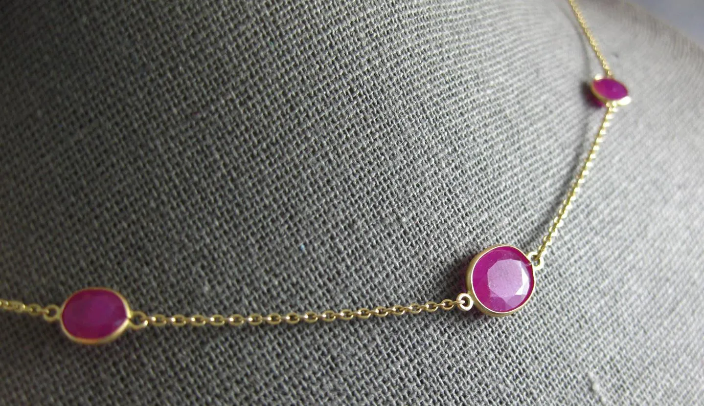 ESTATE LARGE & LONG 27.85CT RUBY 14KT YELLOW GOLD OVAL BY THE YARD LOVE NECKLACE