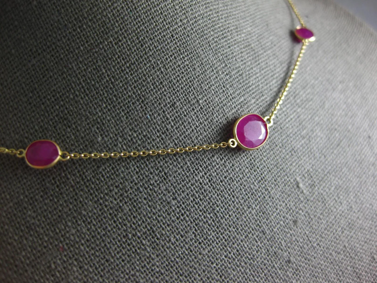 ESTATE LARGE & LONG 27.85CT RUBY 14KT YELLOW GOLD OVAL BY THE YARD LOVE NECKLACE