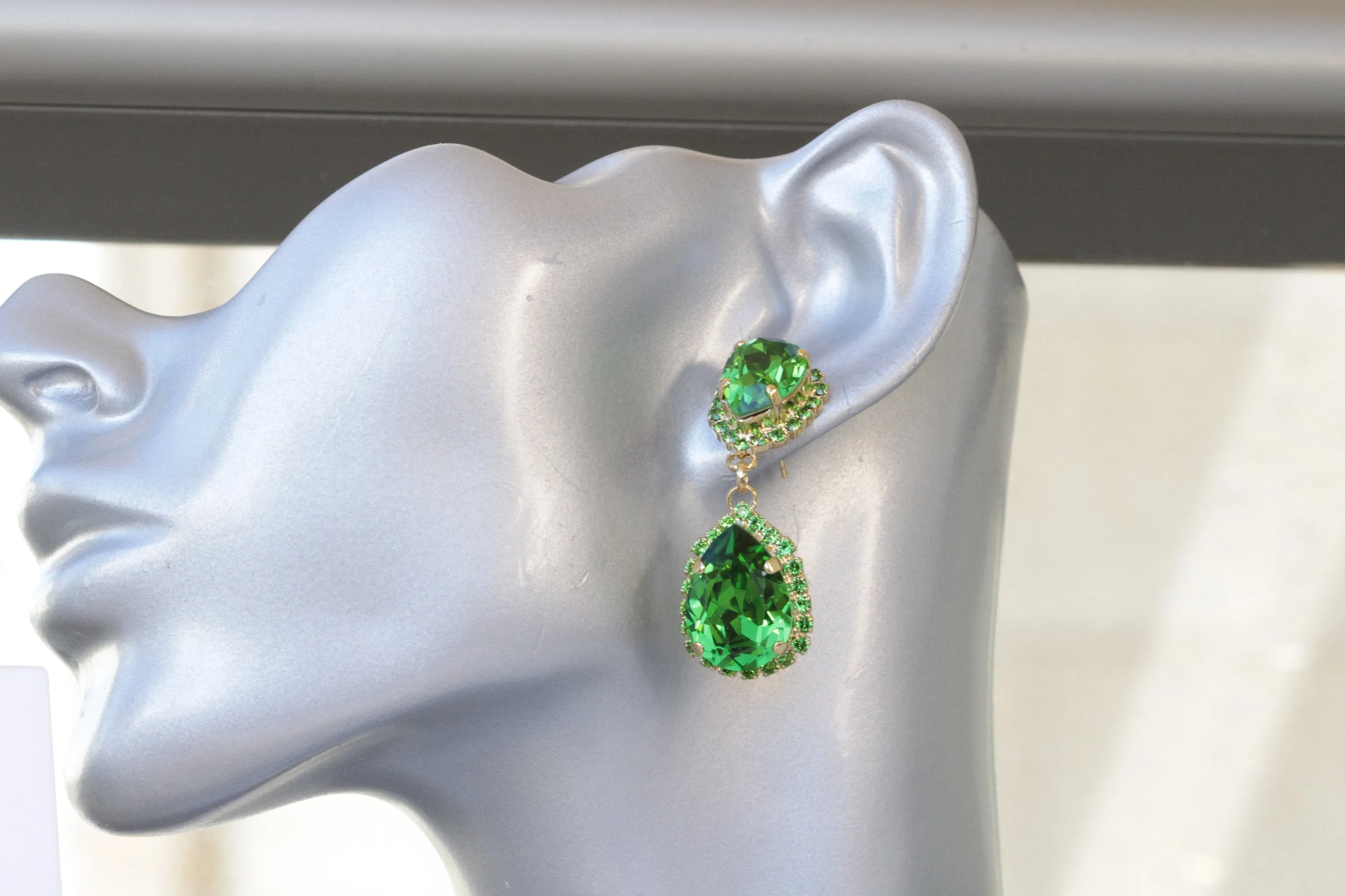 FERN GREEN EARRINGS