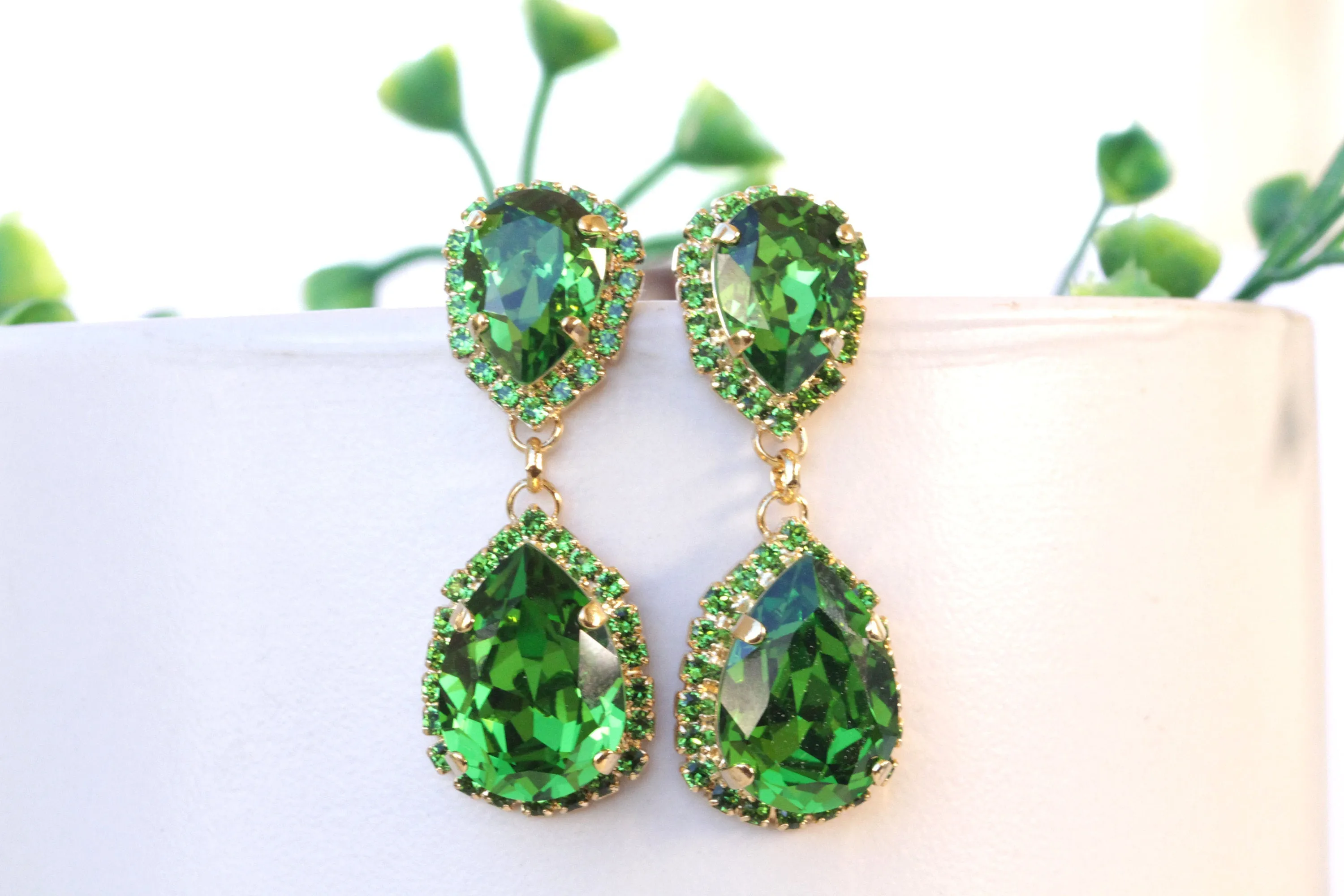 FERN GREEN EARRINGS