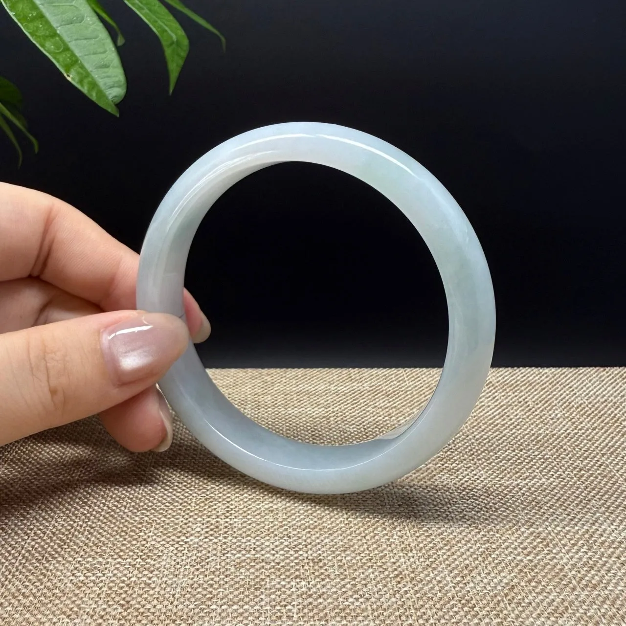 Genuine Burmese White Green Jade Jadeite Bangle Bracelet ( 59.7mm )