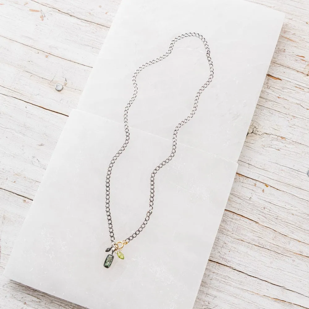 Green Tourmaline Drawn Cushion Necklace with Diamond and Peridot