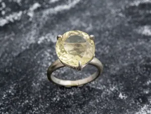 Lemon Quartz Ring - Yellow Statement Ring - Quartz Solitaire Ring