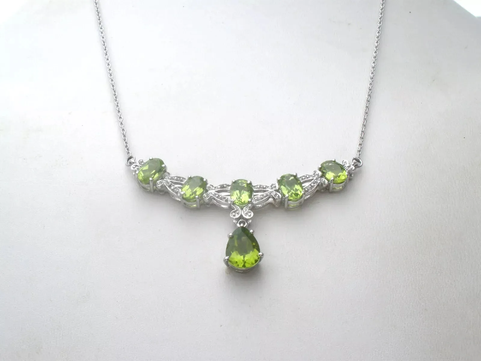 Peridot & Diamond Lavalier Necklace 18"