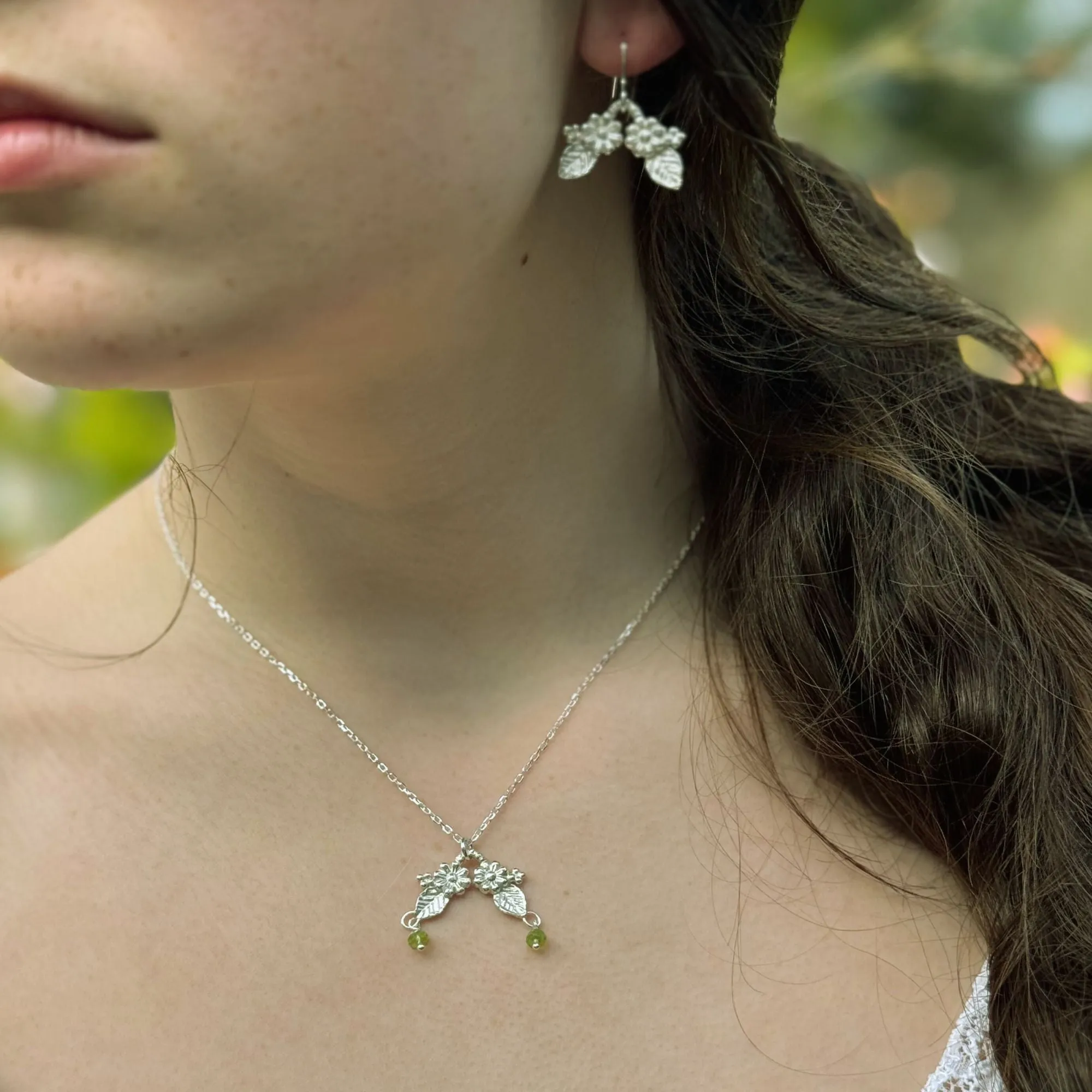 Peridot Woodland Elven Blossom Necklace