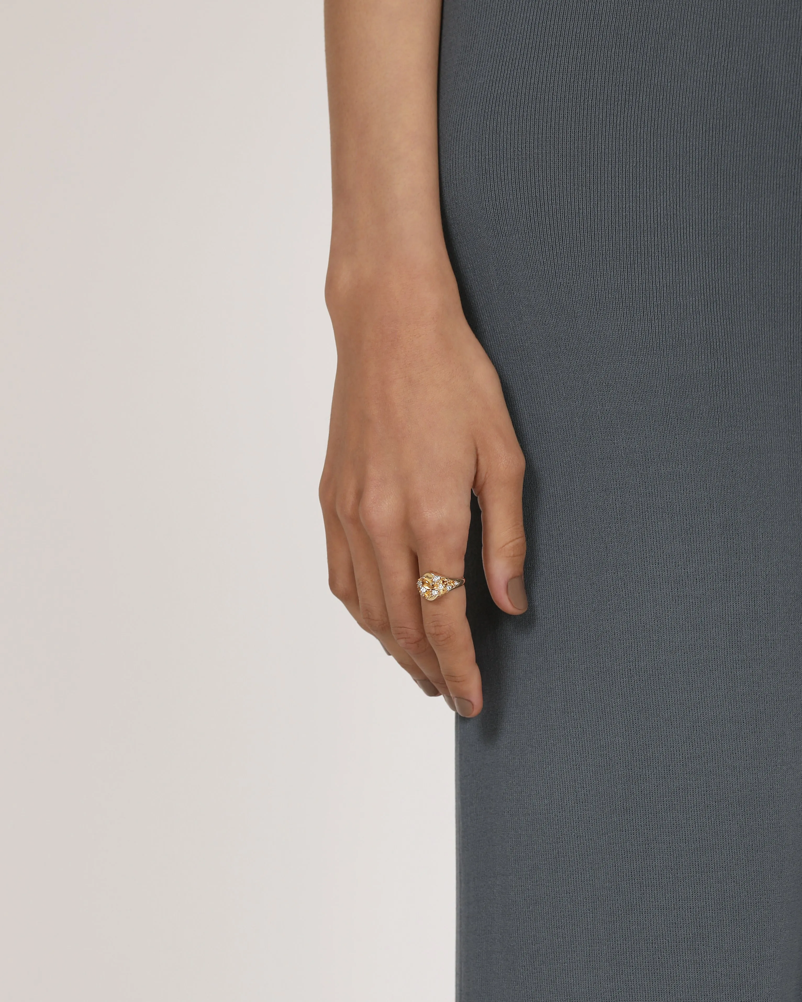 Sand Citrine Signet Ring