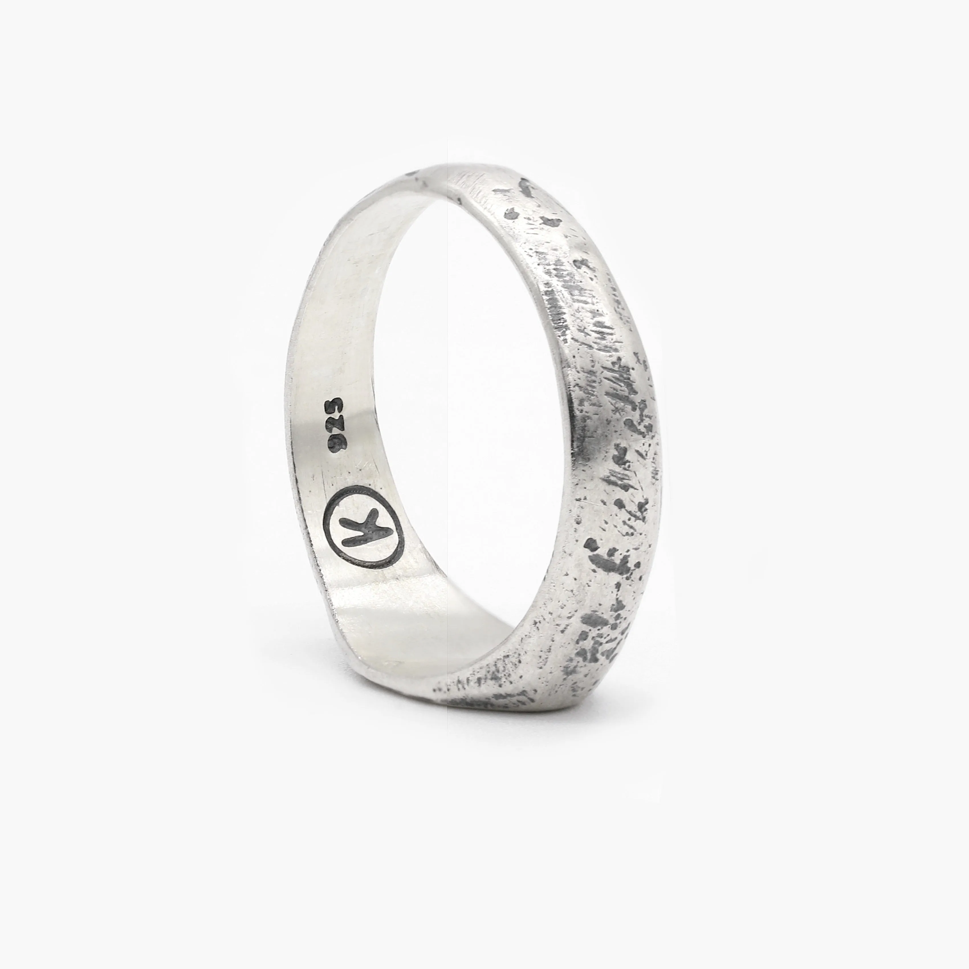 Thin Signet Ring With Engraved Palm Tree