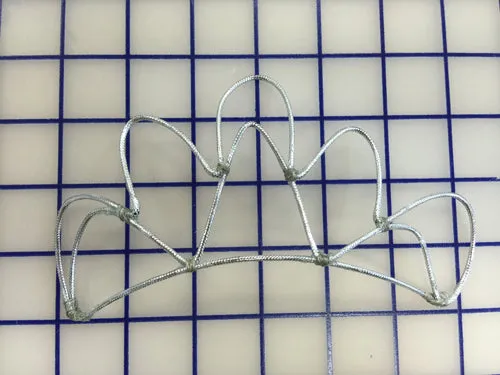Tiara Frame Pretty Petite Style