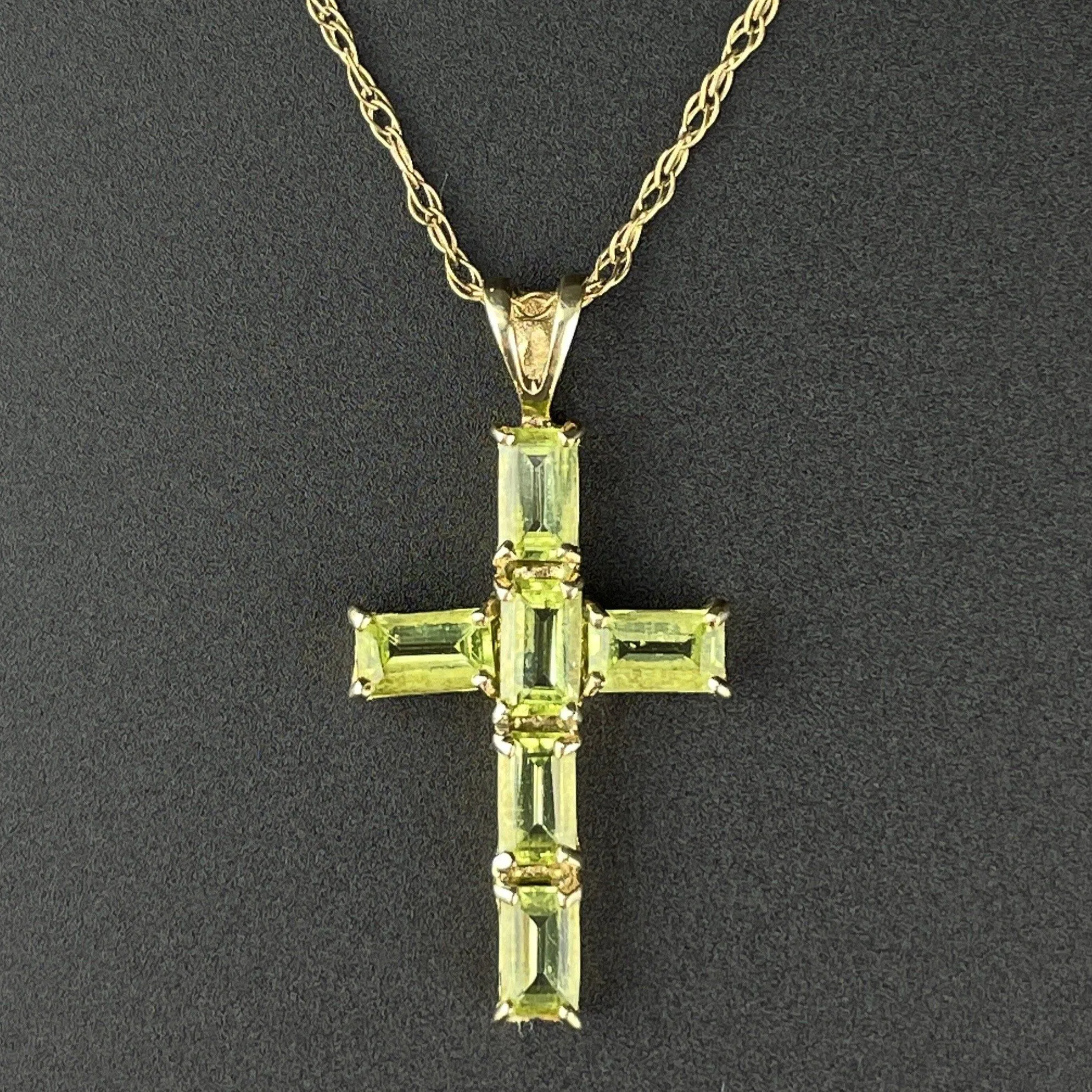 Vintage Gold Peridot Cross Pendant Necklace